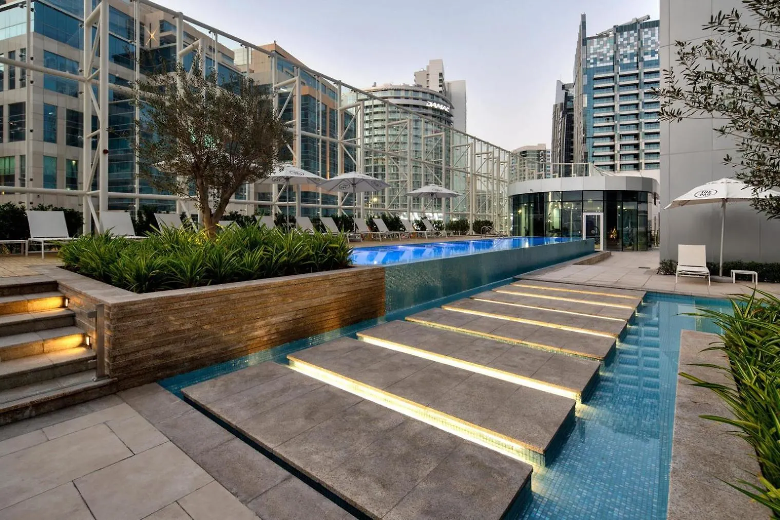 Blueground The Pad City View Pool Gym Dxb-1245 ドバイ アパート